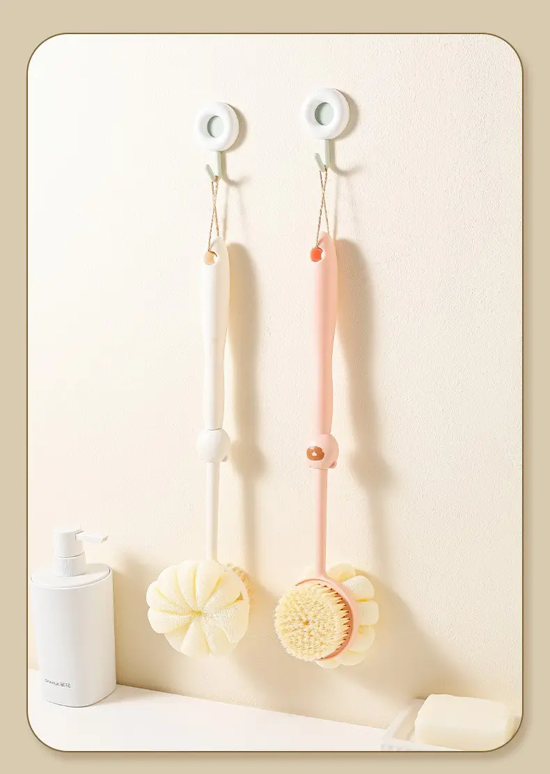 Long handle bath brush